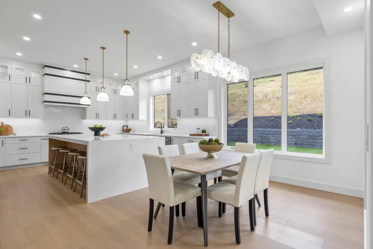 Dining-area-photo-Photos-4-Real-Estate.webp