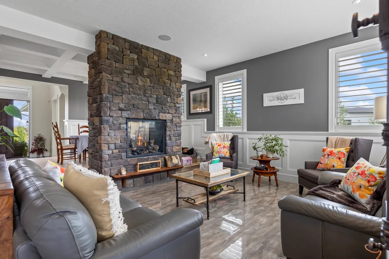 Living-Room-photo-example-Calgary-Photos-4-Real-Estate.webp
